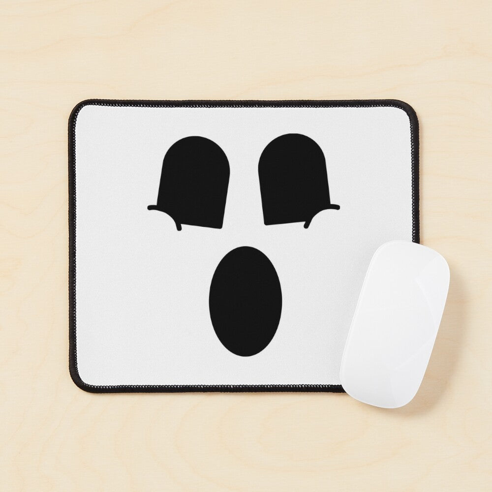 "It's a Ghost!" Mousepad